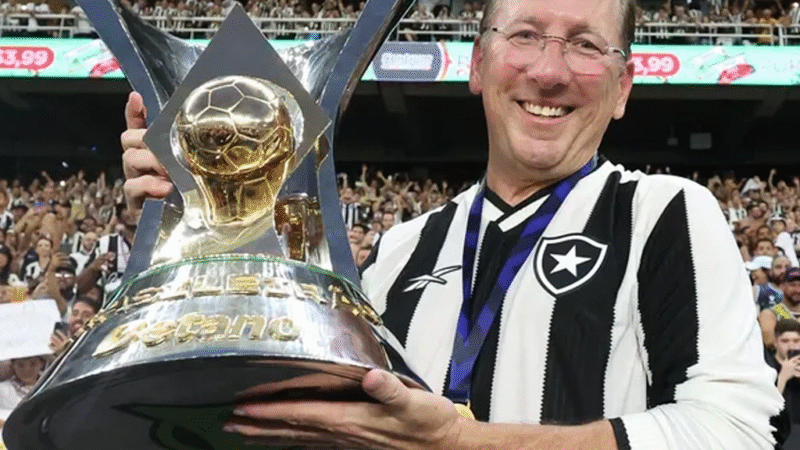 Botafogo em crise: clube processa SAF, pede R$155 milhões e ex-presidente acusa Textor
