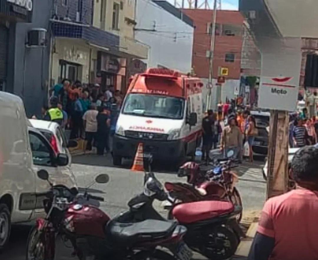 Homem morre após ser atropelado por motocicleta no Centro de Morada Nova