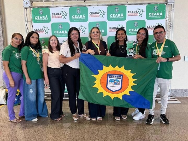 ALUNAS DE SÃO JOÃO DO ARUARU CONQUISTAM 1º LUGAR ESTADUAL NO CEARÁ CIENTÍFICO