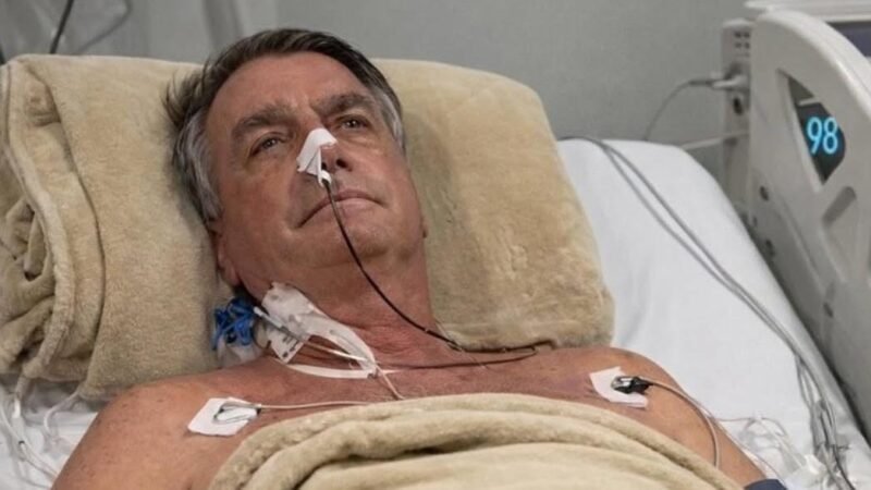 Bolsonaro apresenta nova crise de soluços após cirurgia