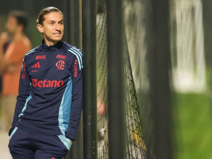 Mercado: Renovação de Filipe Luís com o Flamengo esfria e acordo se torna improvável