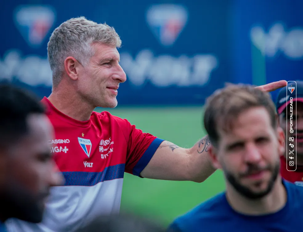 Palermo avalia mudanças no Fortaleza contra o Corinthians: “Desgaste é muito grande”